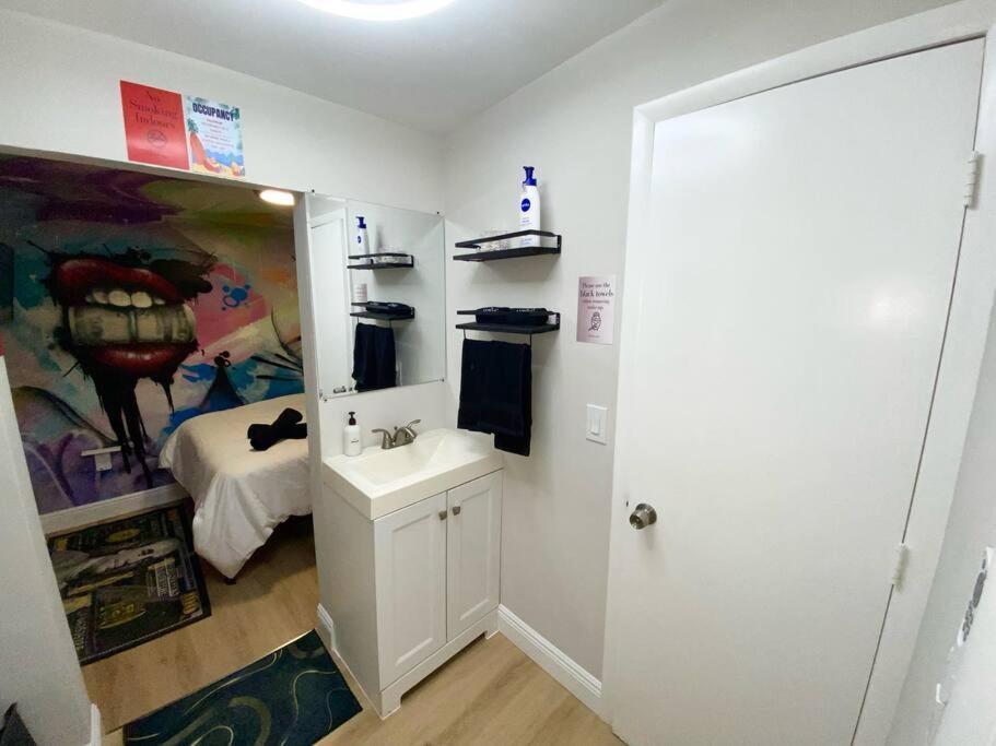 Cozy & Colorful Miami Art Canvas W/Hottub & Murals Exteriér fotografie